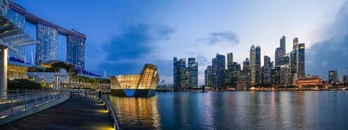 Singapore Marina Bay Dusk 2018-02-27 — Postmodern Art